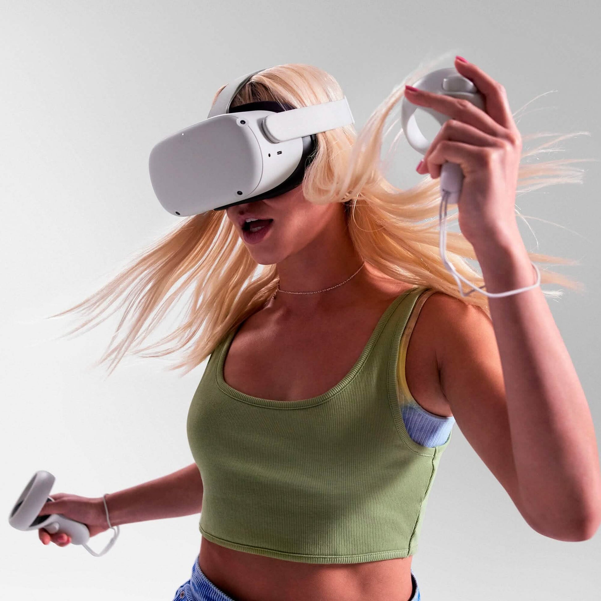 Meta (Oculus) Quest 2 Advanced All-in-One VR Headset DailySale