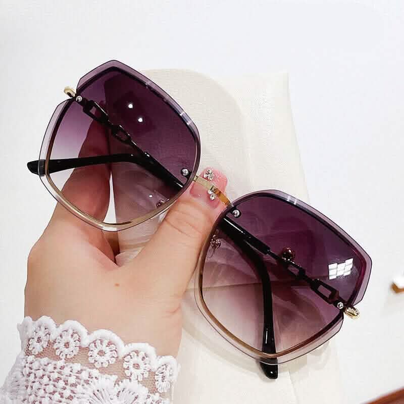 Metal Trimming Oversized Rhinestones Gradient Sun Glasses DailySale