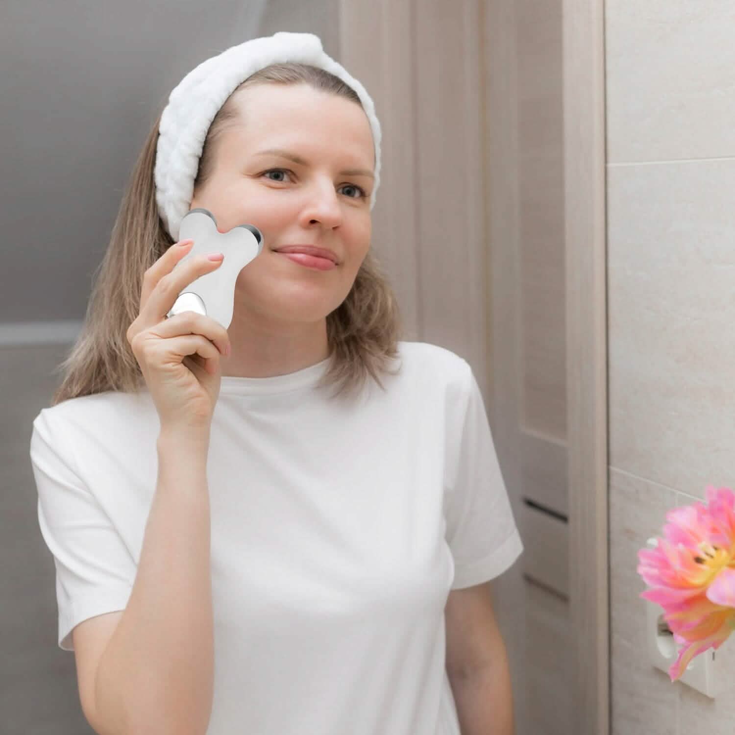 Micro-Current Face Massager Rechargeable Roller with 5 Gears DailySale