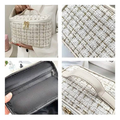 Minimalist Portable Makeup Zipper Handbag DailySale