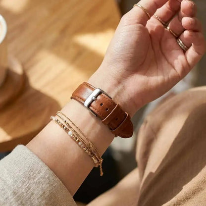 Modern Leather Strap Anhem