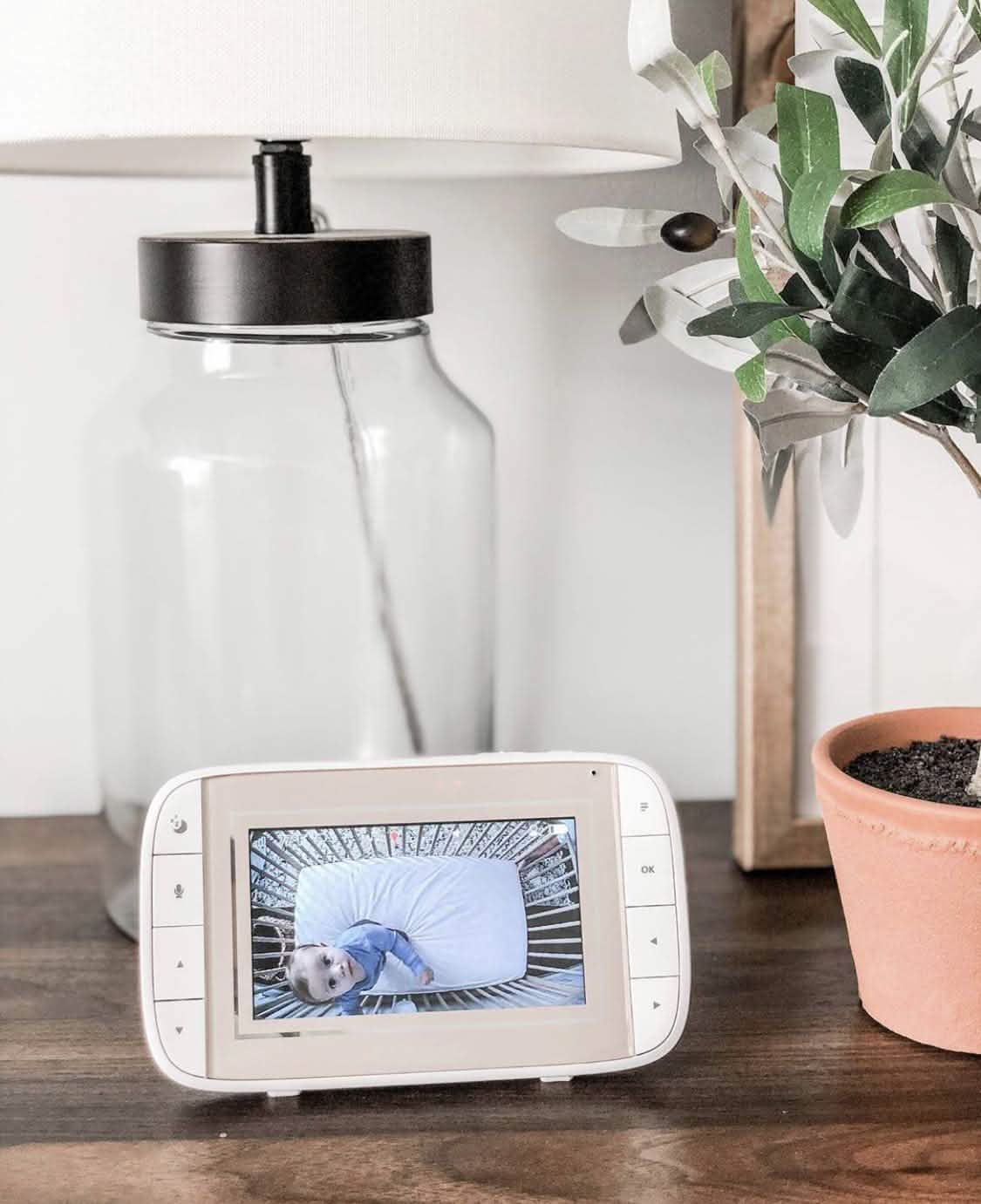 Motorola Halo+ Video Baby Monitor - Infant Wi-Fi Camera with Overhead Crib Mount - 4.3-Inch Color Screen with Infrared Night Vision and Intercom (Refurbished) DailySale