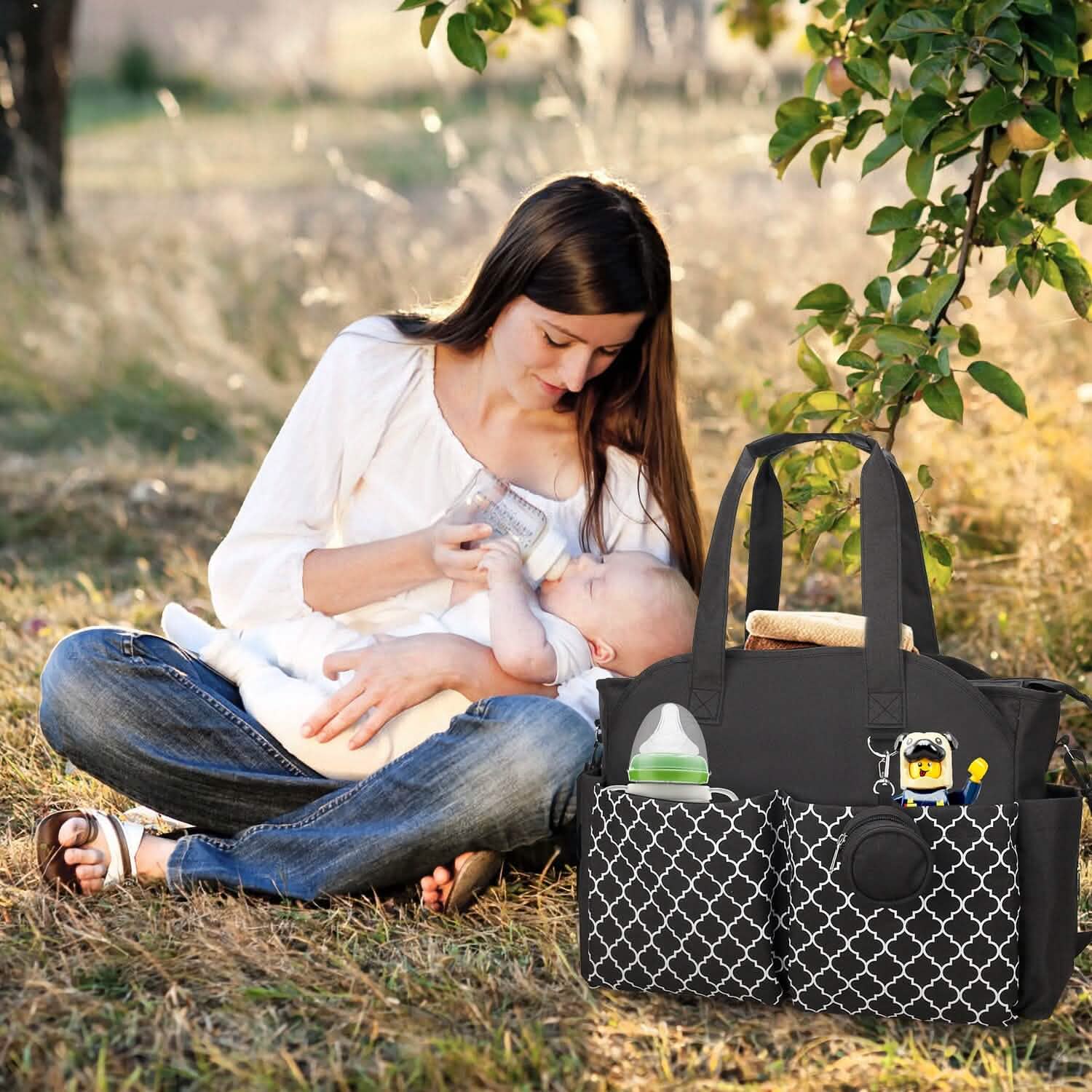 Multifunctional Diaper Changing Tote Bag with Adjustable Messenger Strap DailySale