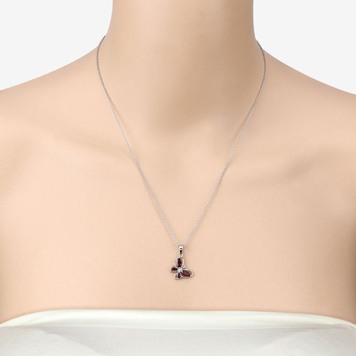 0.80 Carat Genuine Garnet .925 Sterling Silver Pendant Bids.com