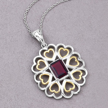 2.55 Carat Genuine Garnet .925 Sterling Silver Pendant Bids.com