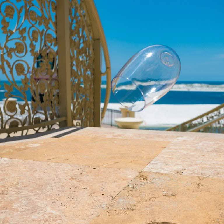 Plastic Stemless Wine Glasses by En Soiree DailySale