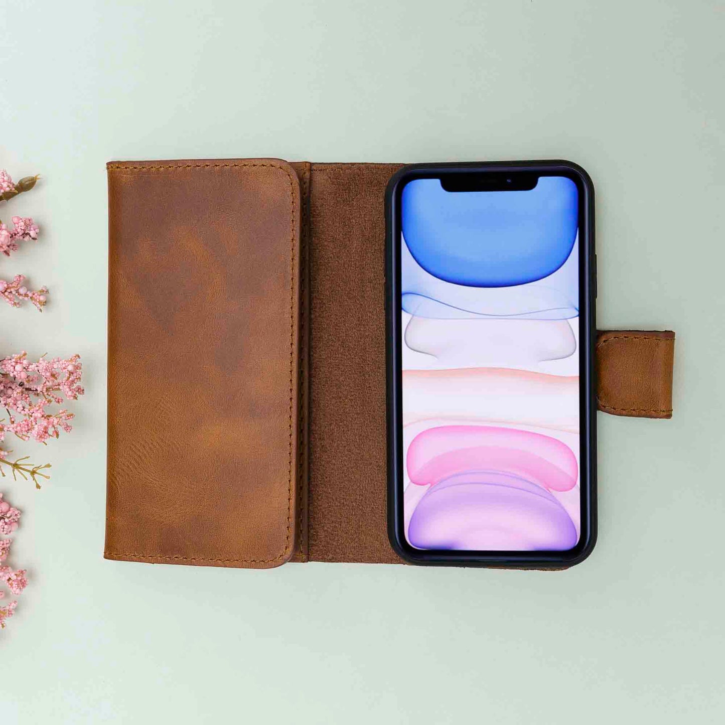 iPhone 11 Pro Leather Wallet Case Detachable RFID – Santa Mizuri Leather