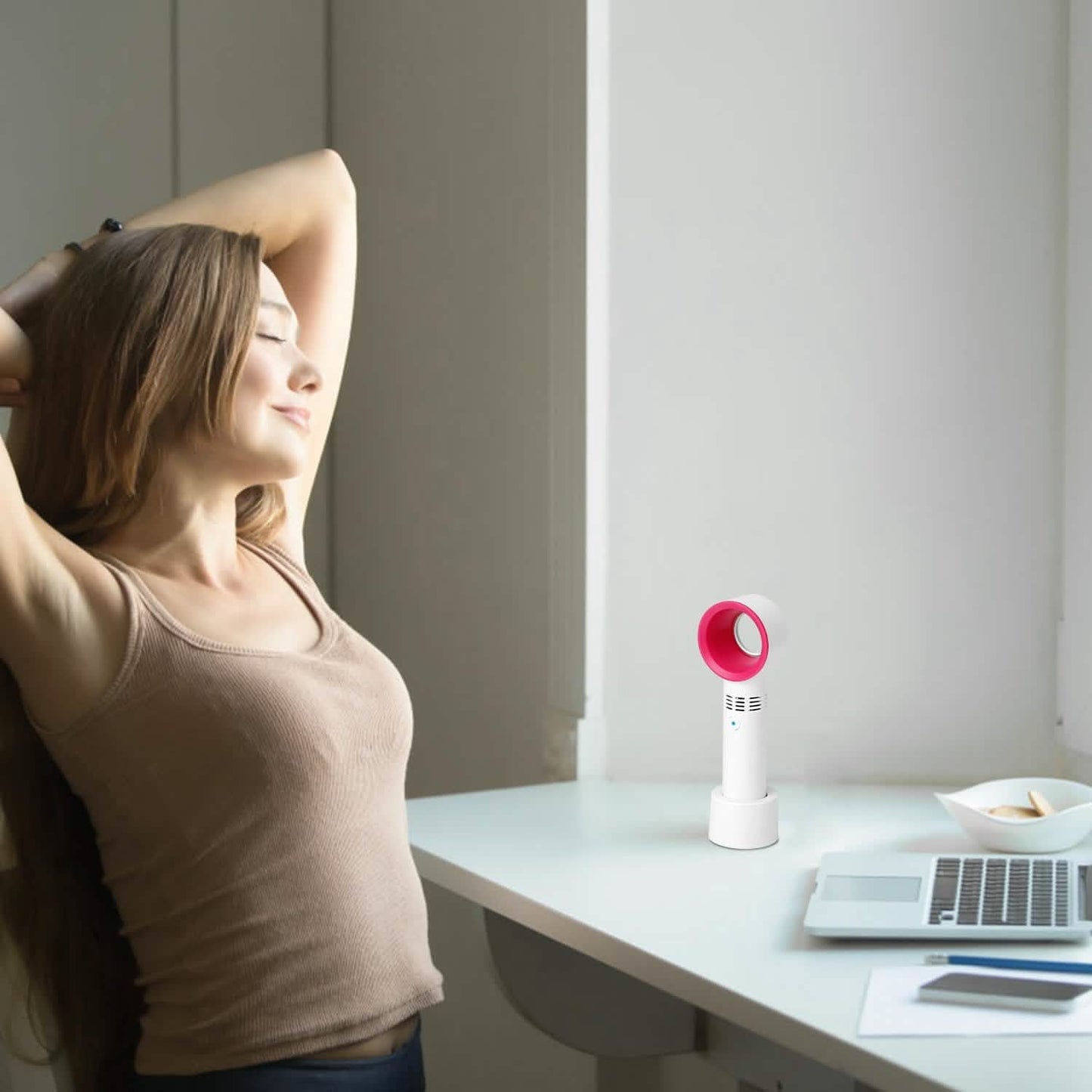 Portable Handheld Bladeless Fan DailySale