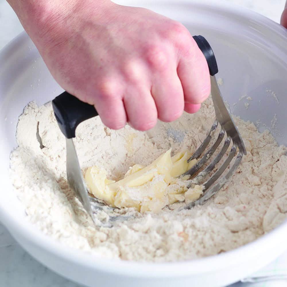 Professional Stainless Steel Heavy Pastry Cutter Dough Blender DailySale