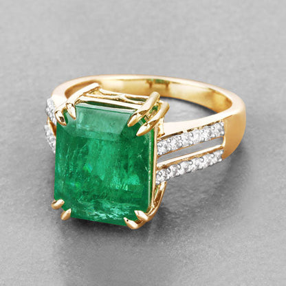 IGI Certified 8.49 Carat Genuine Zambian Emerald and White Diamond 14K Yellow Gold Ring Bids.com