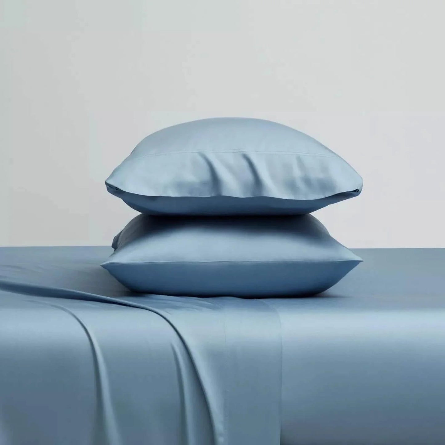 4-Piece Set: Kathy Ireland 300 Thread Count 100% Bamboo Sheet Set DailySale