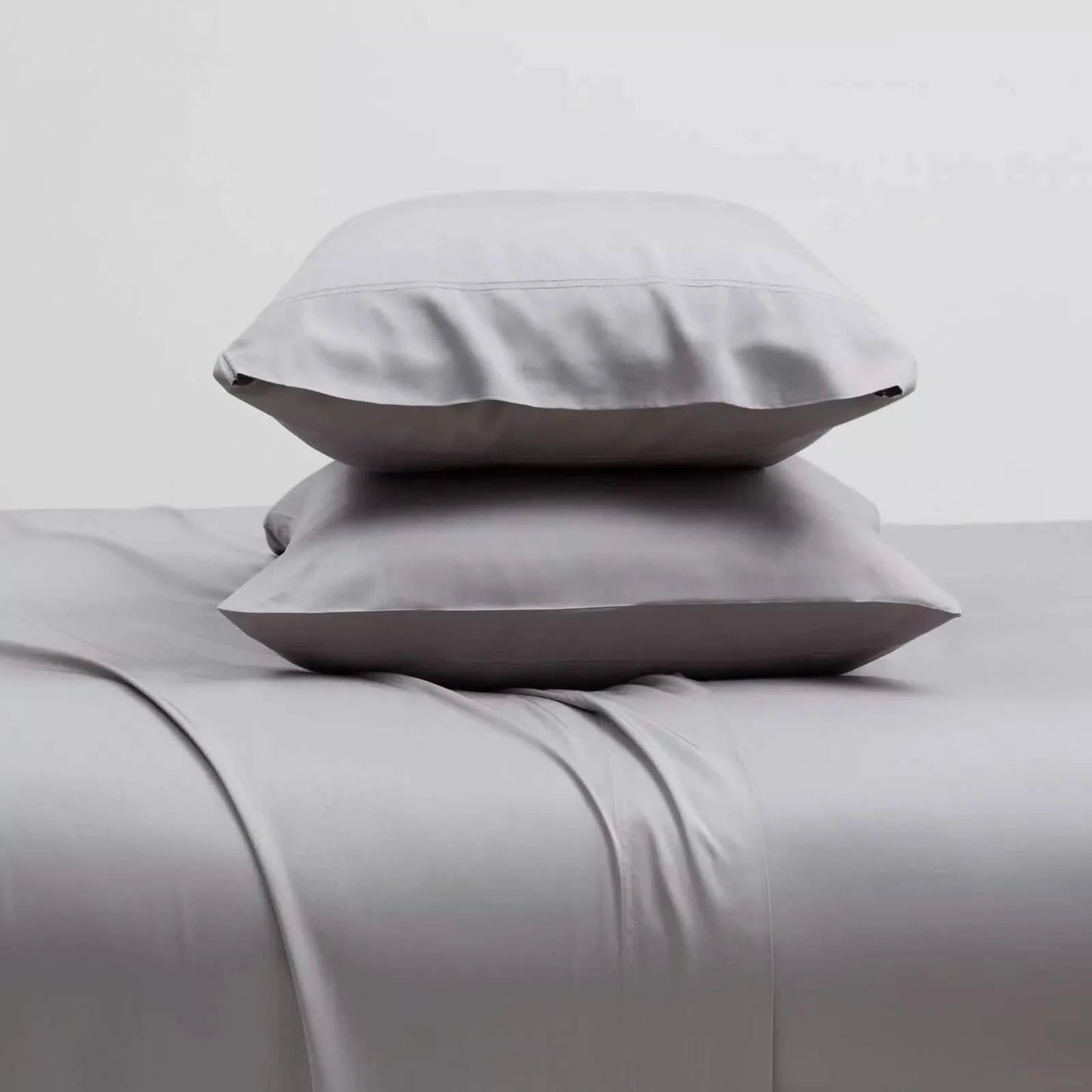 4-Piece Set: Kathy Ireland 300 Thread Count 100% Bamboo Sheet Set DailySale