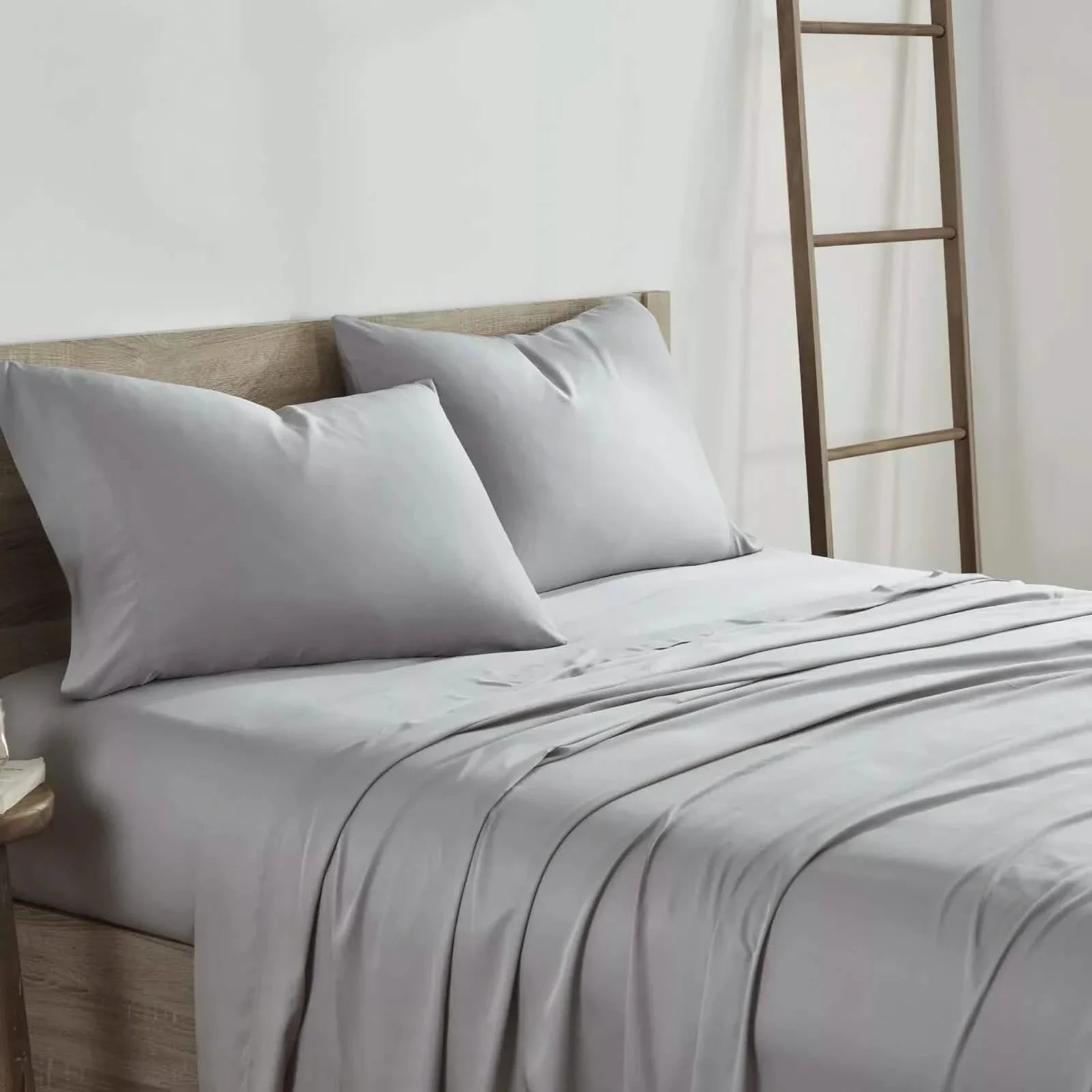 4-Piece Set: Kathy Ireland 300 Thread Count 100% Bamboo Sheet Set DailySale