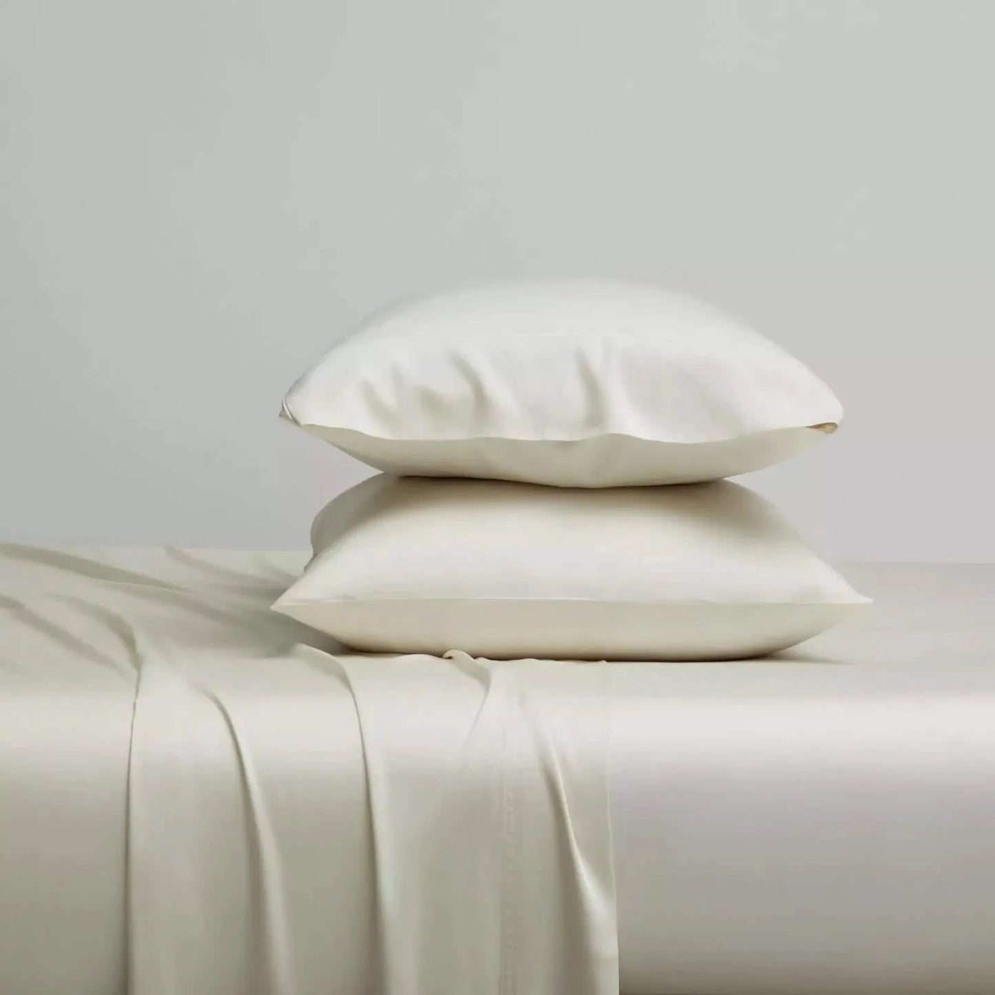 4-Piece Set: Kathy Ireland 300 Thread Count 100% Bamboo Sheet Set DailySale
