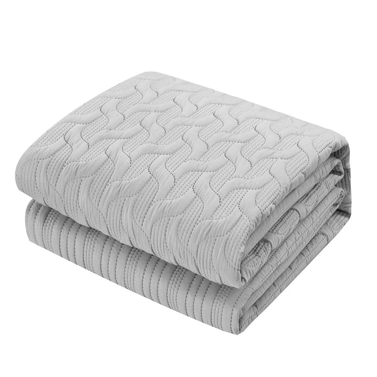 Shaly Quilt Cover Set Interlaced Vine Pattern Quilted Bed DailySale