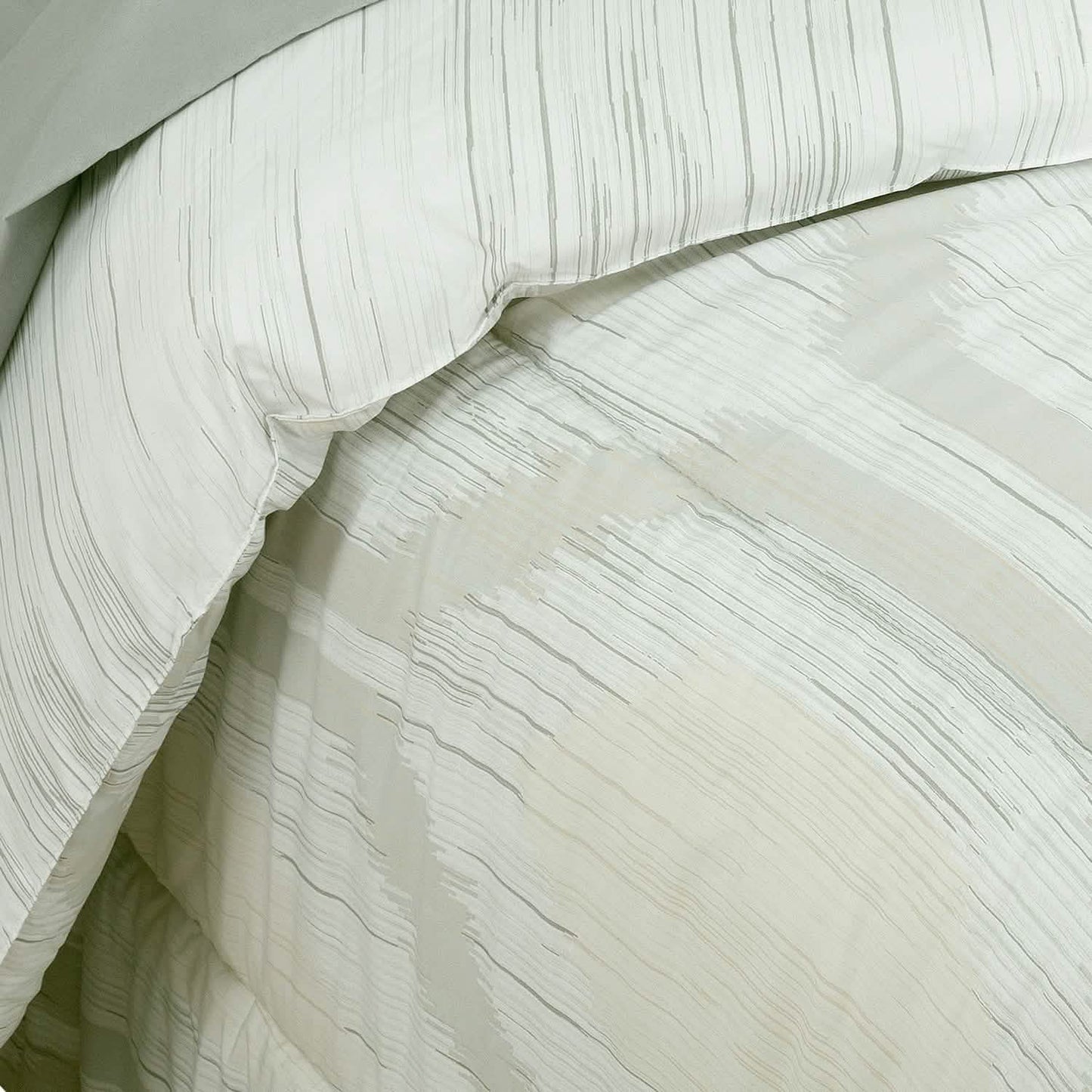 Sloane Street Hexagon Strié Stripe Reversible Bed in a Bag DailySale