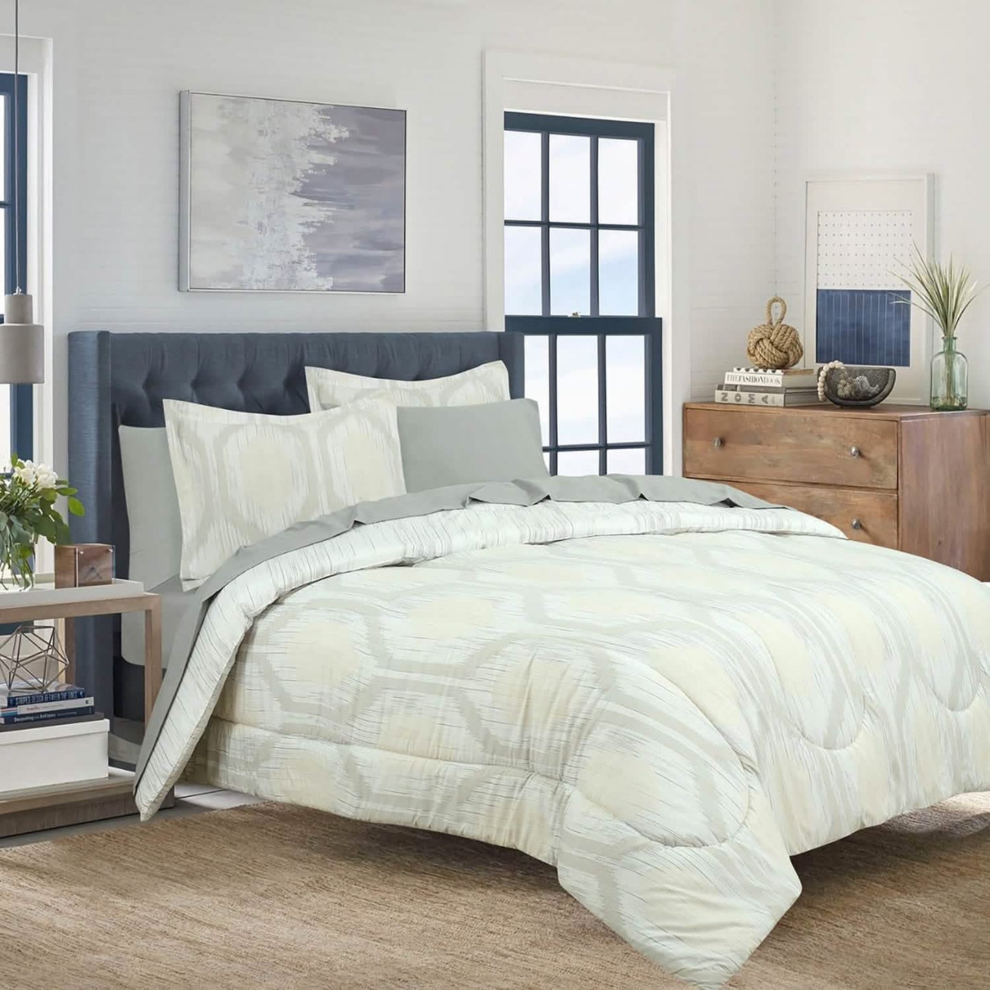 Sloane Street Hexagon Strié Stripe Reversible Bed in a Bag DailySale