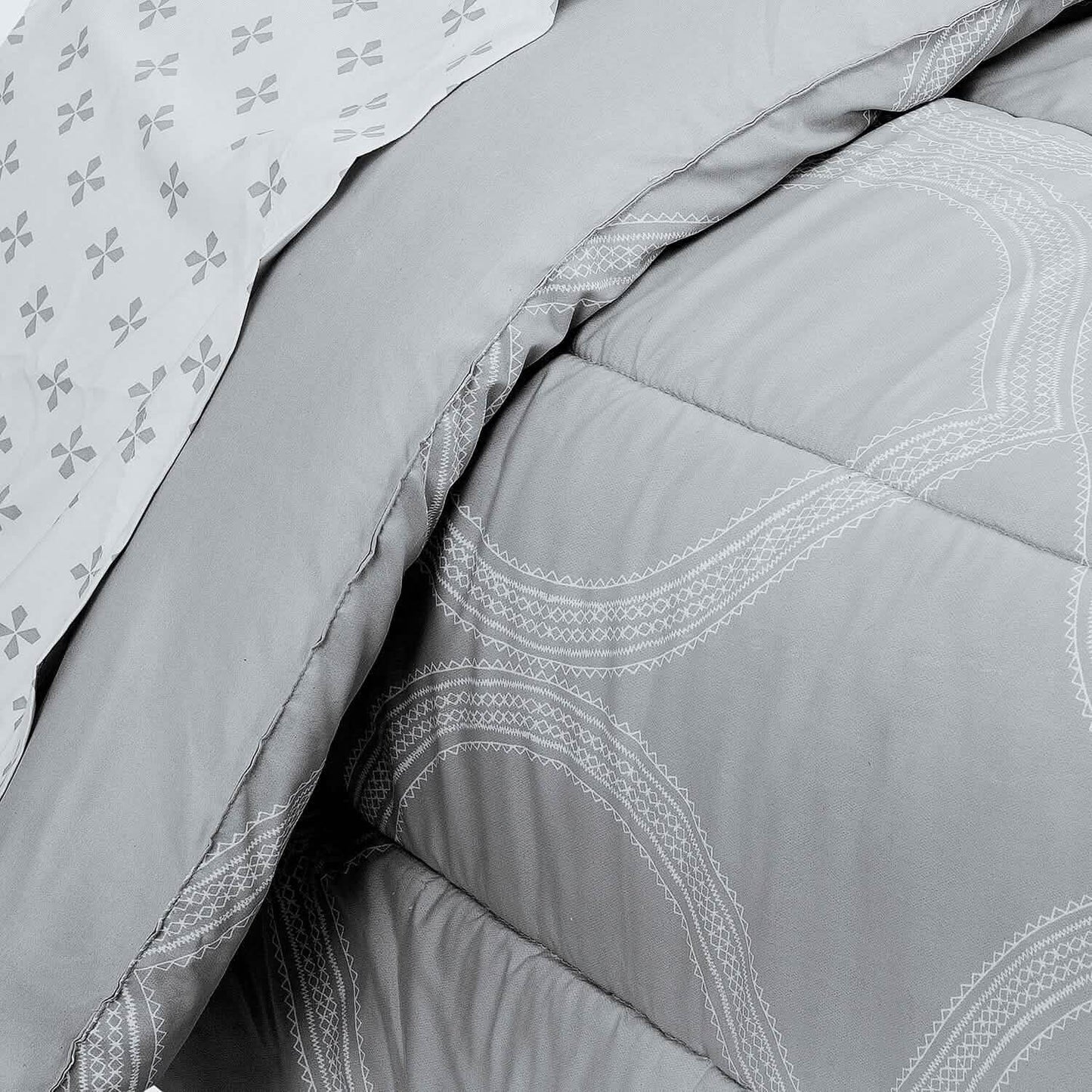 Sloane Street Ogee Bed in a Bag with Solid Reverse Comforter DailySale