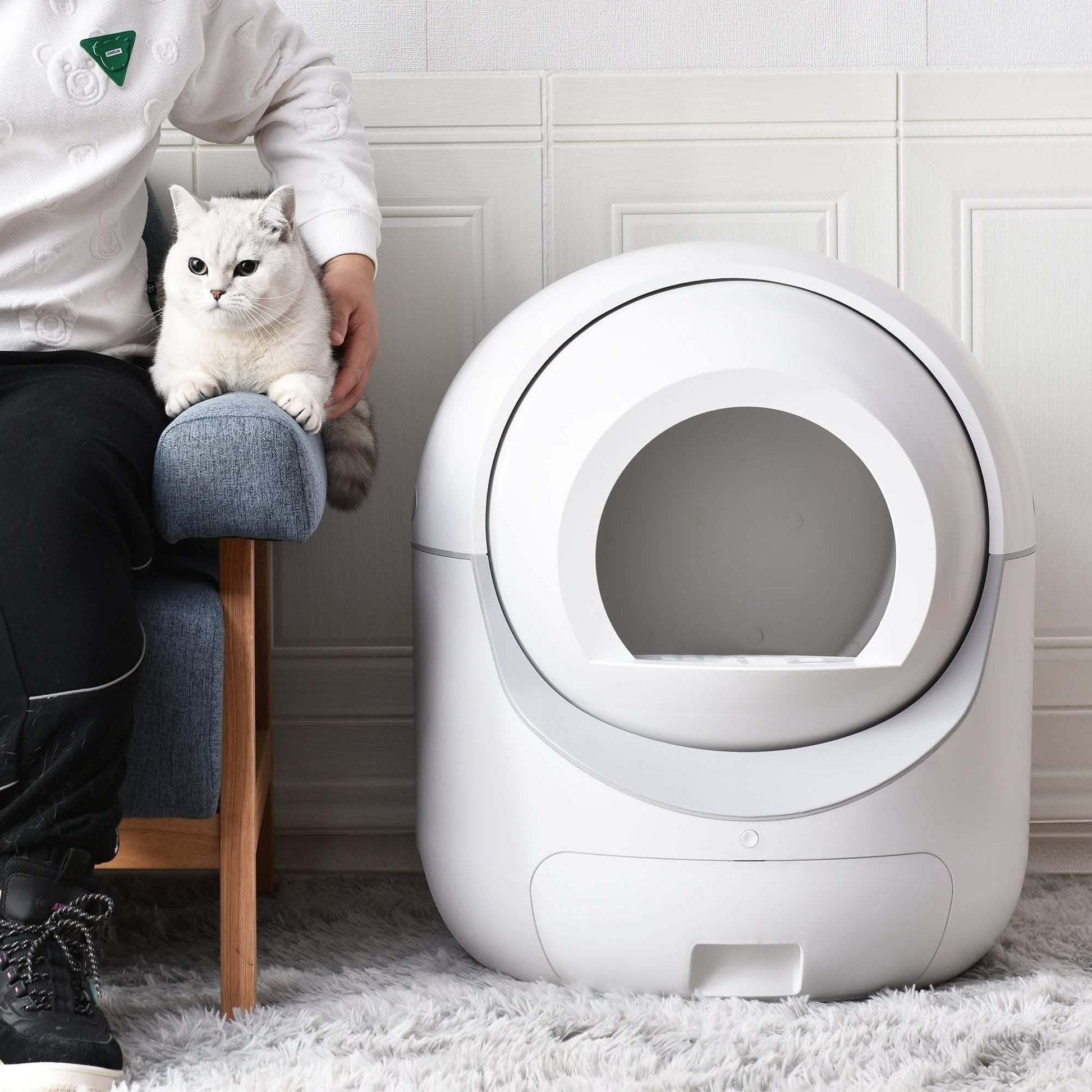 Smart Automatic Litter Box, Self -Cleaning Cat Litter Box for Multiple Cats DailySale