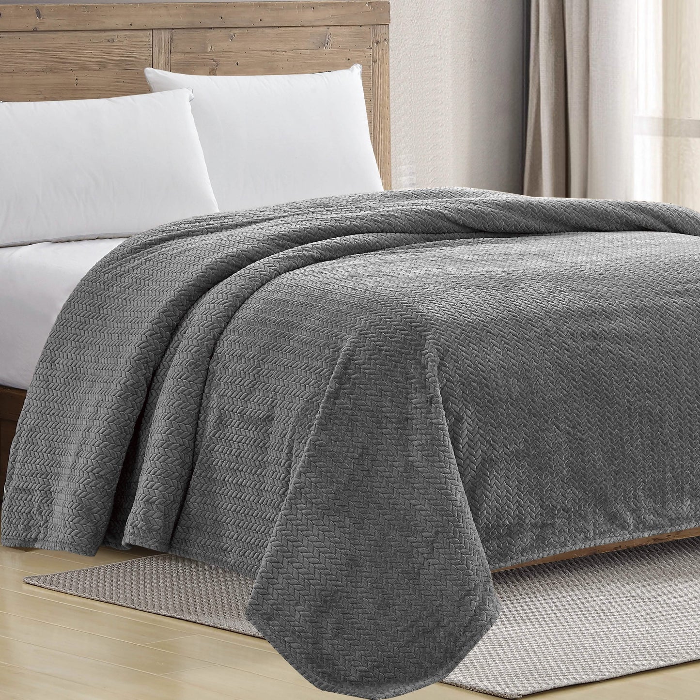 Superior Braided Chevron Bed Cover DailySale
