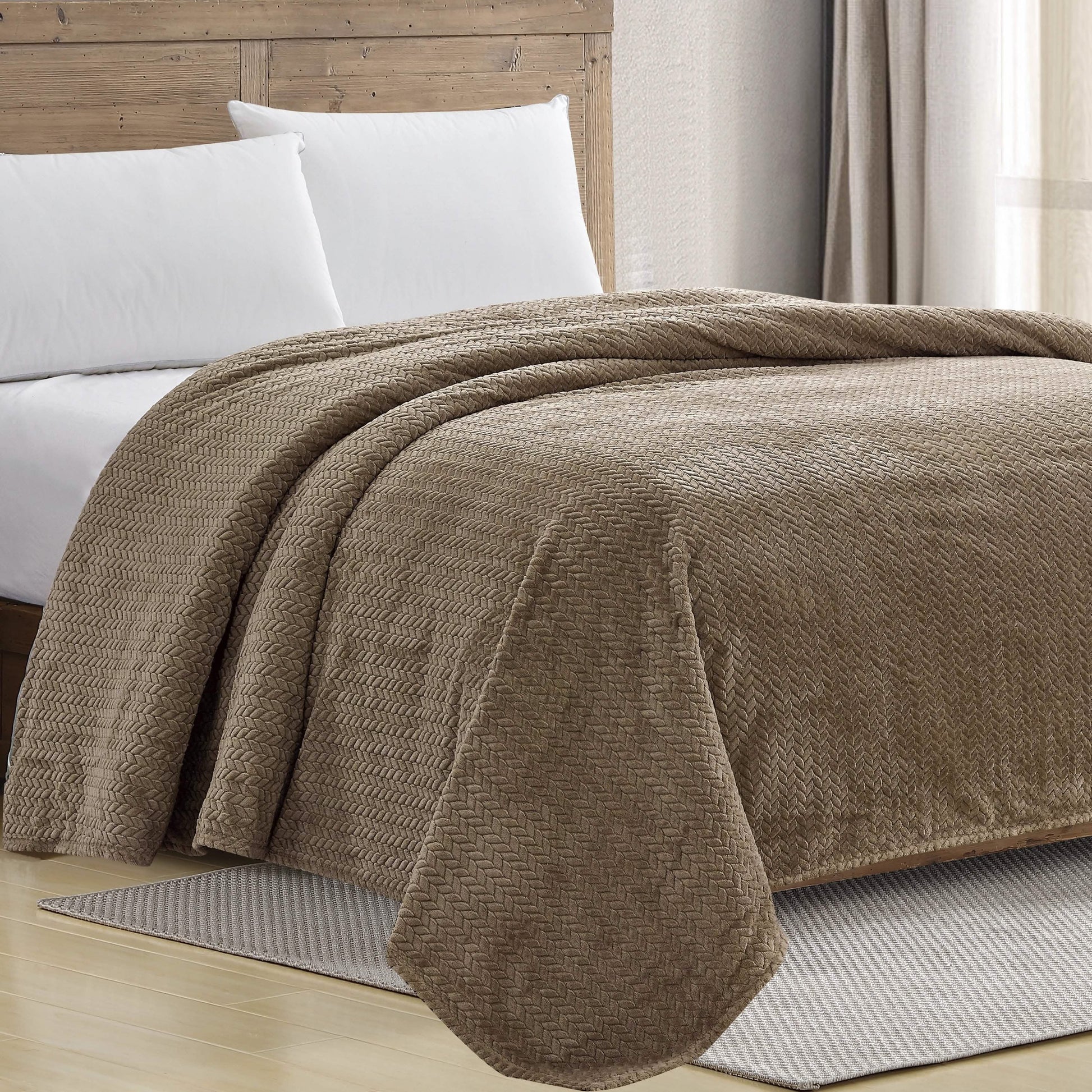 Superior Braided Chevron Bed Cover DailySale