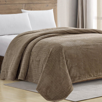 Superior Braided Chevron Bed Cover DailySale