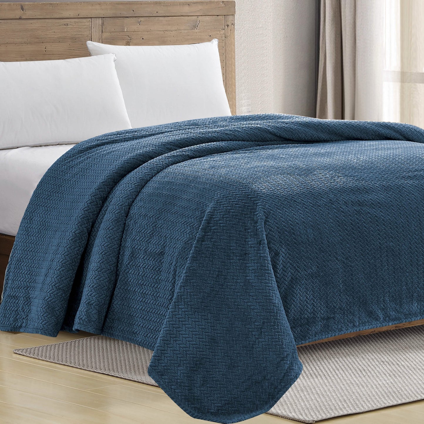 Superior Braided Chevron Bed Cover DailySale