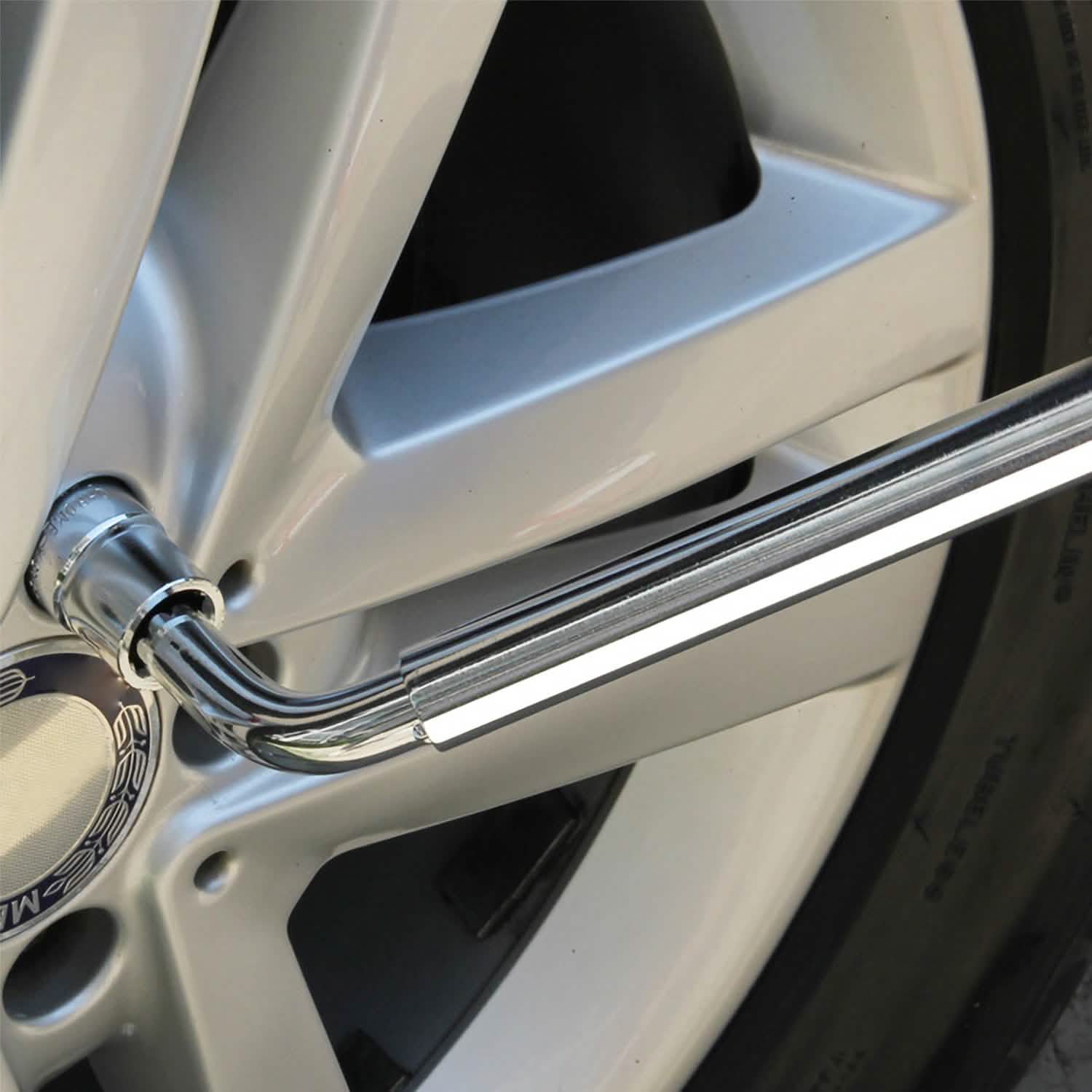 Telescoping Lug Wrench Extendable Tire Wheel Nut with CR-V Sockets DailySale
