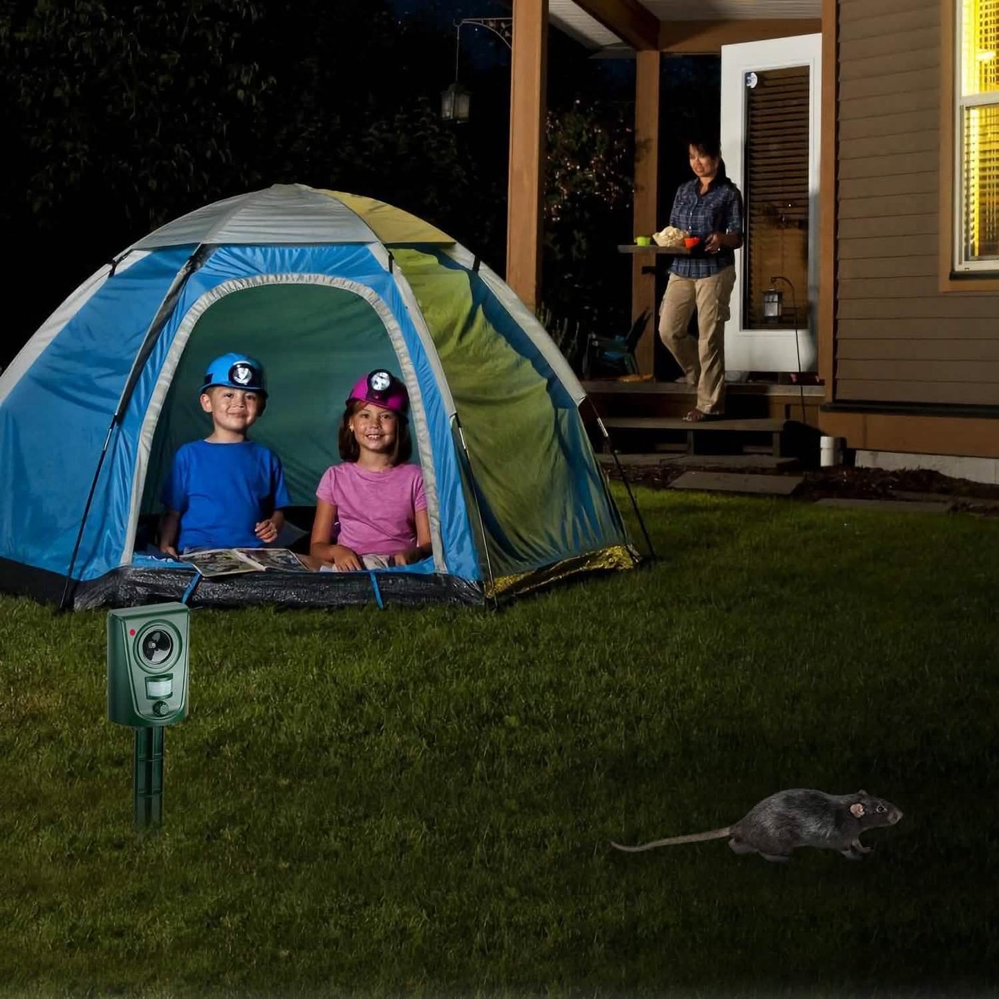 Ultrasonic Animal Repeller IP4 Waterproof Motion Sensor Repellent with Flashing Led Light DailySale