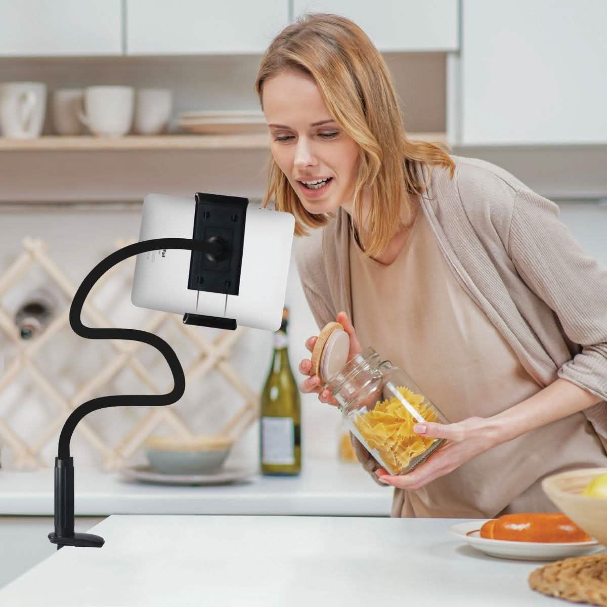 Universal Adjustable 2-in-1 Smartphone Tablet Stand DailySale
