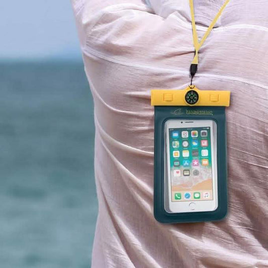 Waterproof Smartphone Pouch with Compass DailySale