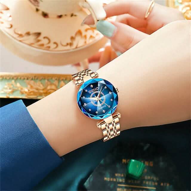 Women Golden and Silver Classic Quartz Watch DailySale