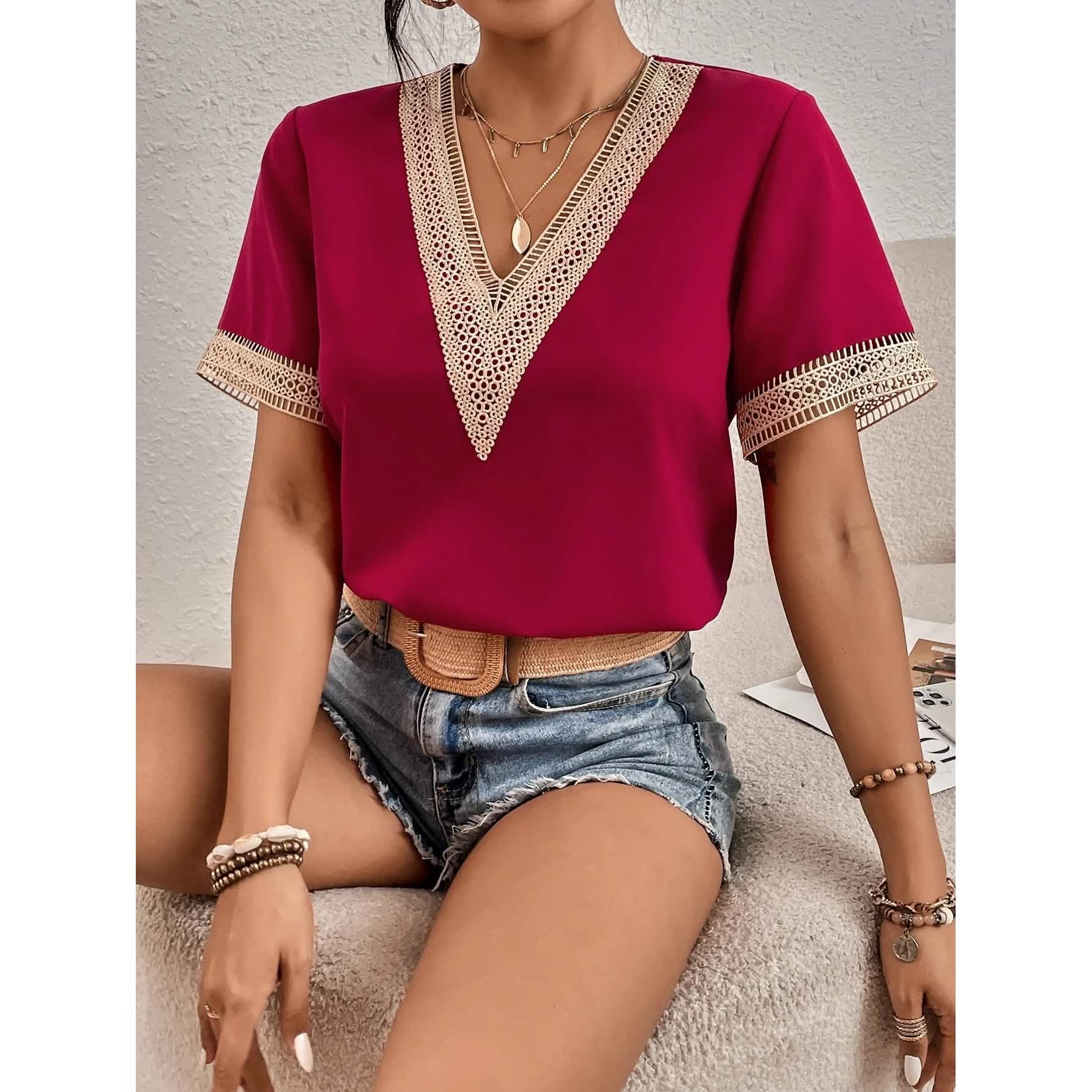 Women's Contrast Guipure Lace Blouse DailySale