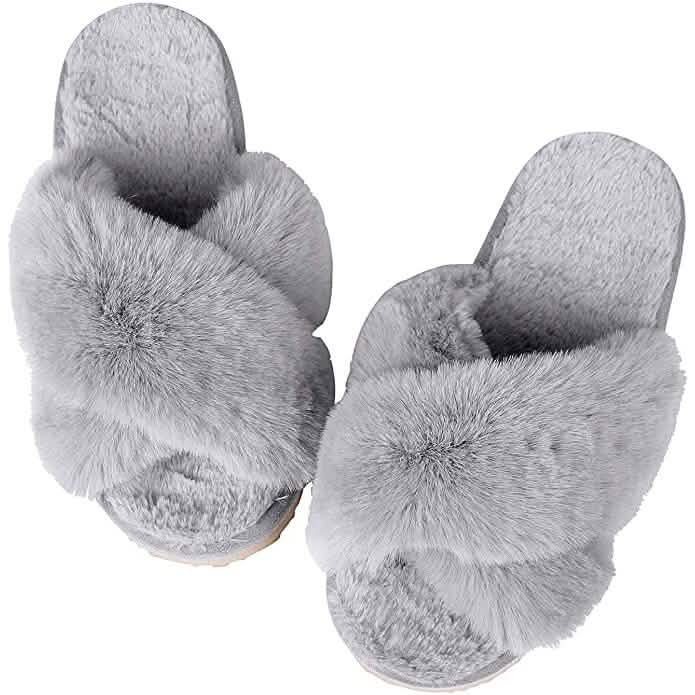 Women's Soft Plush Lightweight House Slippers DailySale