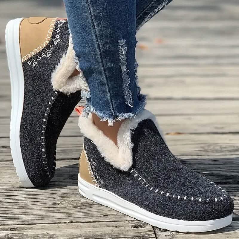 Women's Warm Thermal Plush Lined Flat Shoes DailySale