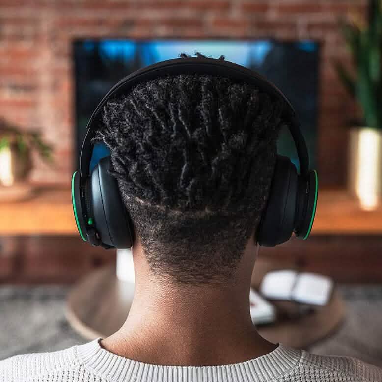 Xbox Wireless Headset (Refurbished) DailySale